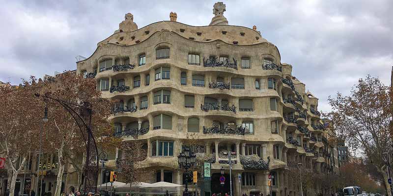 Casa Mila Barcelona Gaudi Top 10