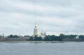 De Peter en Paul vesting in St. Petersburg aan de Neva rivier