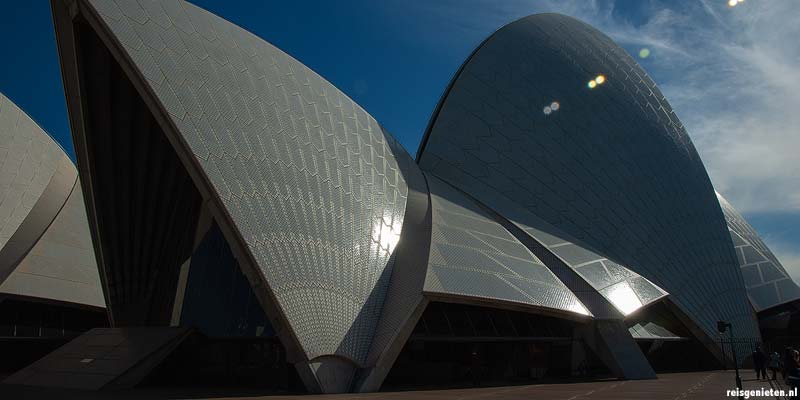 Welkom in Australie: Het wereldberoemde Sydney Opera House met haar karakteristieke vormen