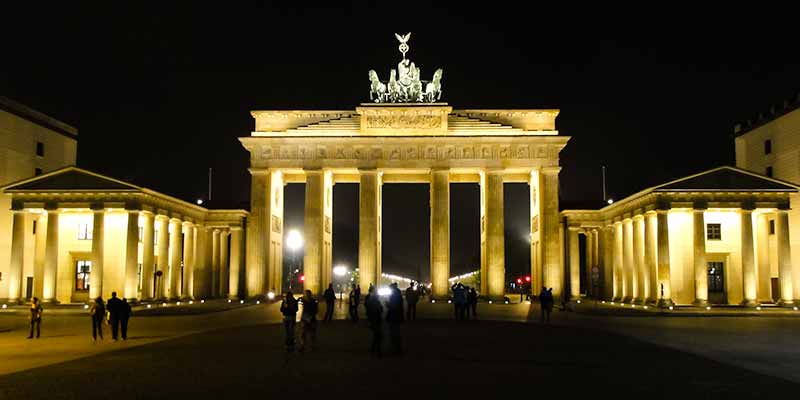 De indrukwekkende Brandenburger Tor, het symbool van Berlijn