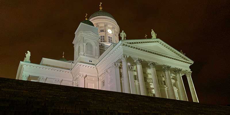 Het Senaatsplein in hartje Helsinki