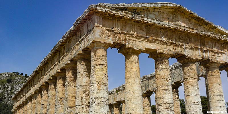 Griekse tempel bij Selinunte aan de Siciliaanse zuidkust