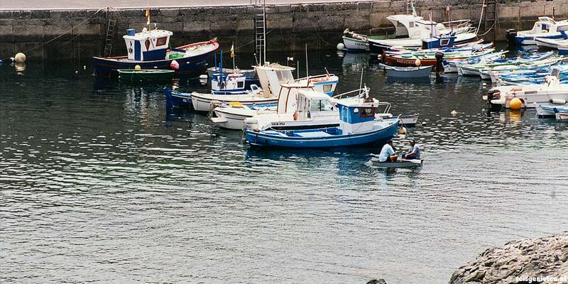 Het haventje van El Cotillo op Fuerteventura op de Canarische Eilanden