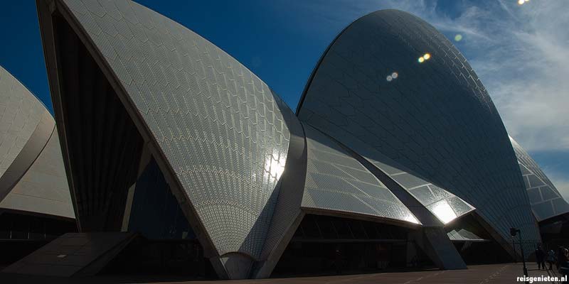Het wereldberoemde Sydney Opera House met haar karakteristieke vormen