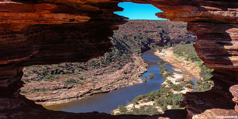 oog in een rots in Kalbarri National Park
